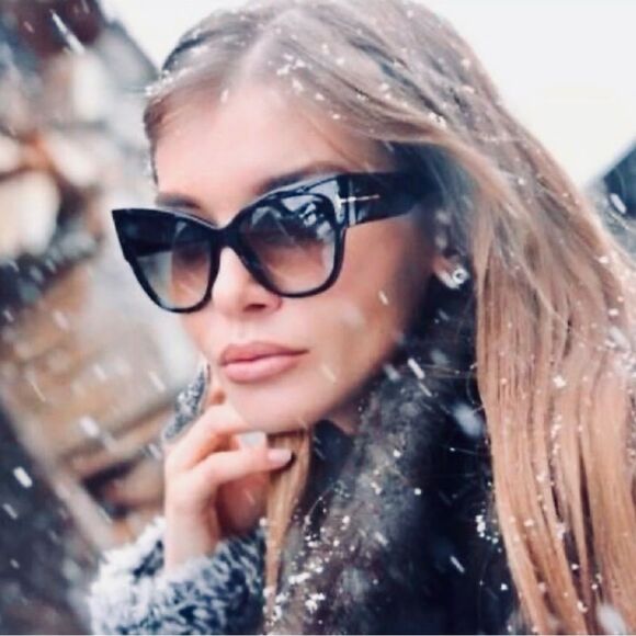 ♥️ TOM FORD EYEWEAR ANOUSHKA CAT EYE
SUNGLASSES - Picture 10 of 16